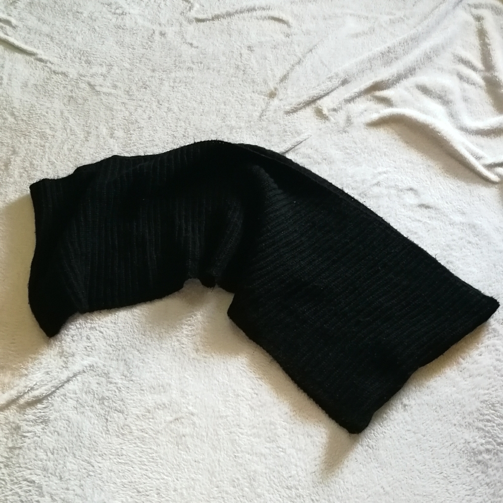 Ardene Infinity Scarf - Picture 2 of 2